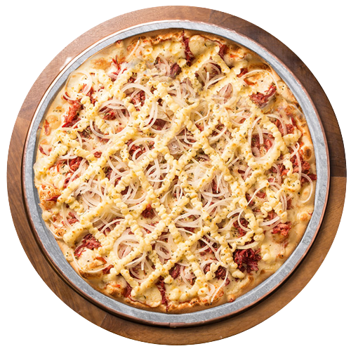 Pizza de Carne Seca; Ingredientes: Mozarela, carne seca desfiada, fatias de cebolas, catupiry e orégano